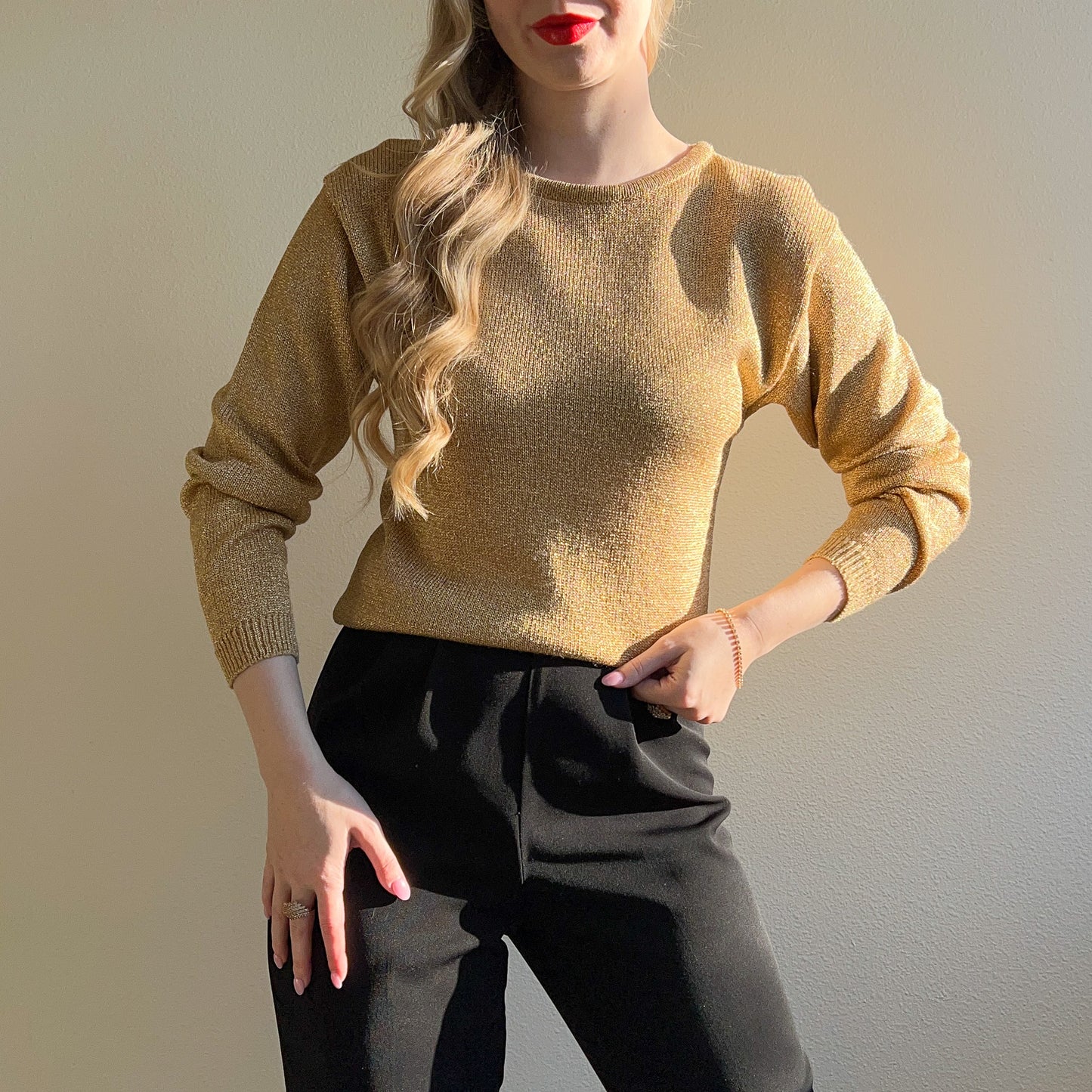 1990s Metallic Gold Long Sleeve Sweater (S/M)