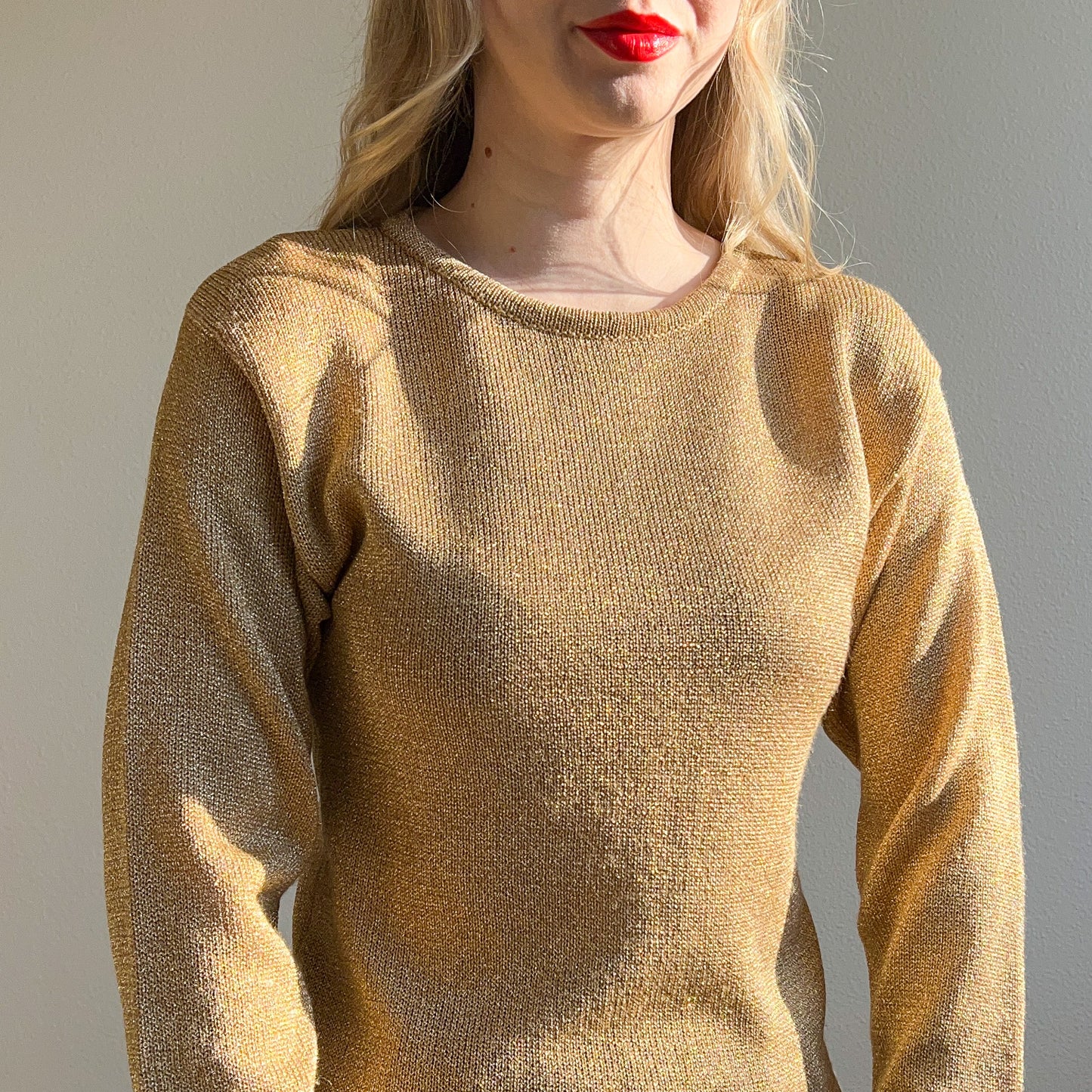 1990s Metallic Gold Long Sleeve Sweater (S/M)