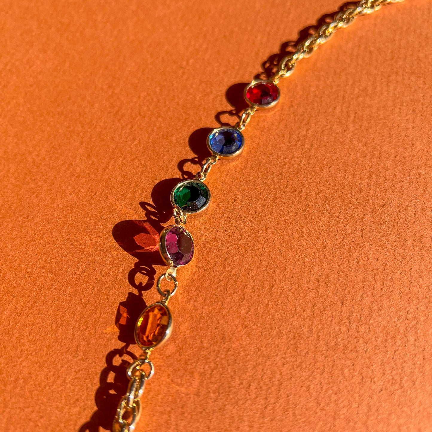 1990s Gold Chain Necklace With Colorful Gems