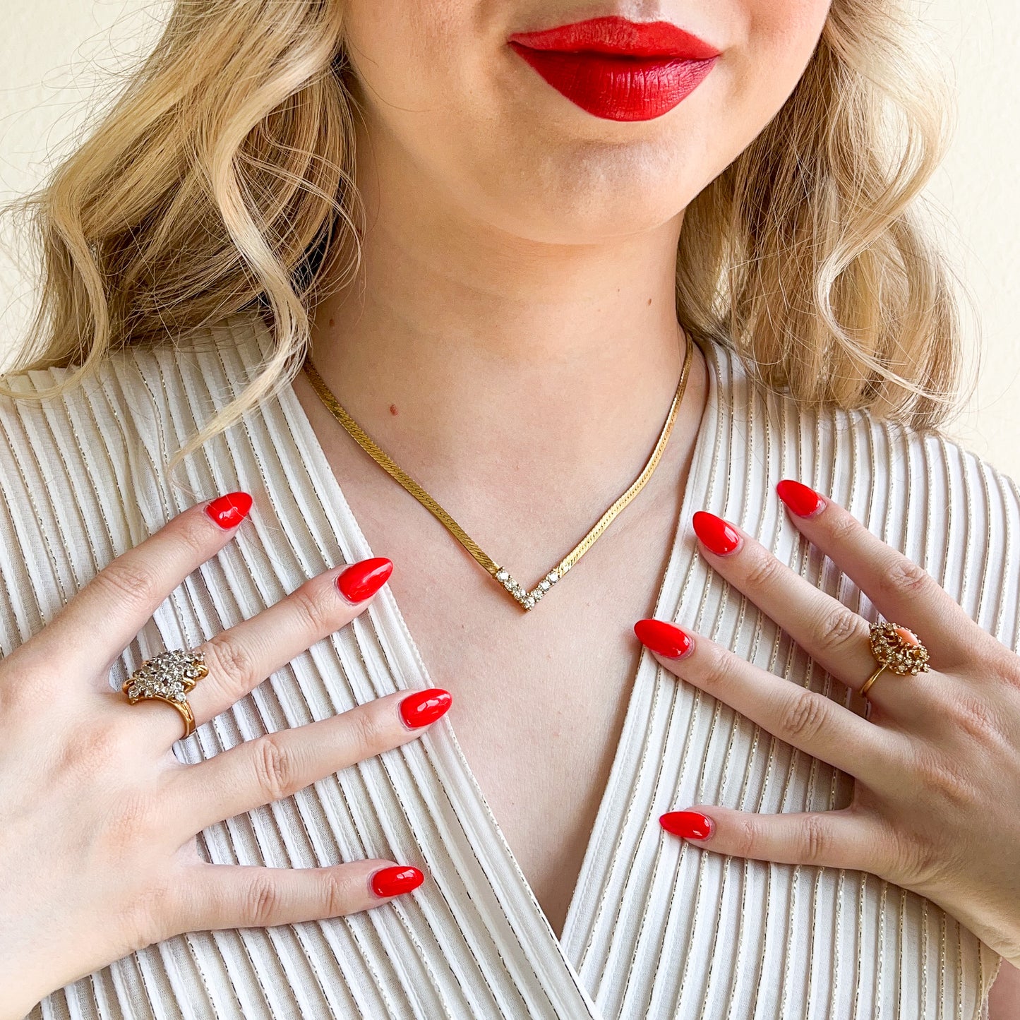 1990s Gold Herringbone Chain Necklace With Rhinestones