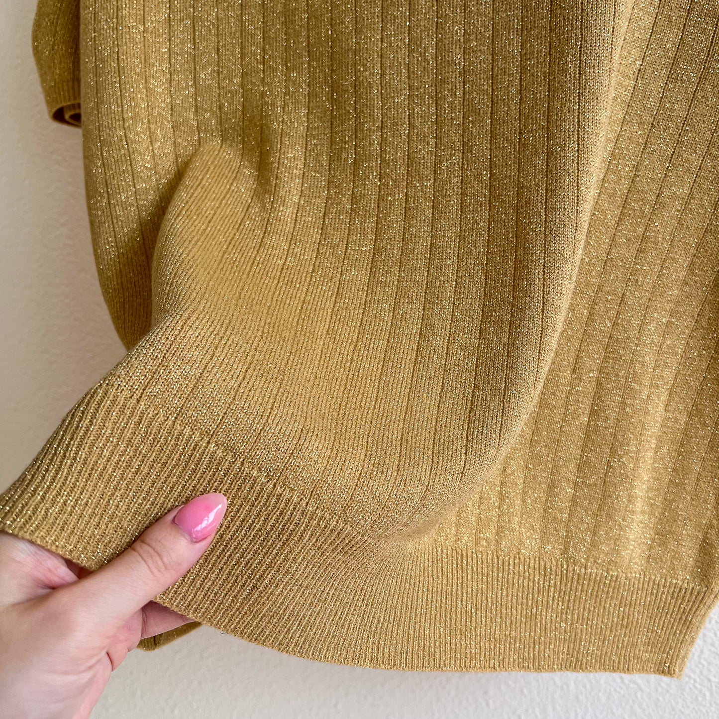 1990s Gold Rib Knit Short Sleeve Sweater (L/XL)