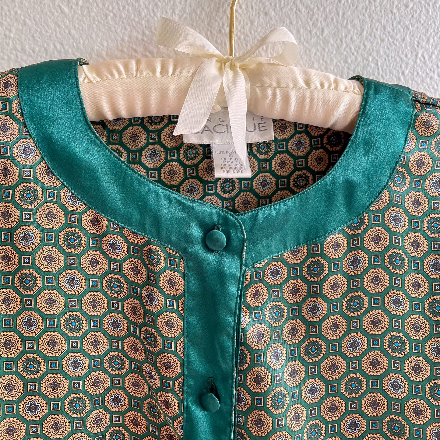 1990s Emerald Green Print Buttoned Blouse (S/M)