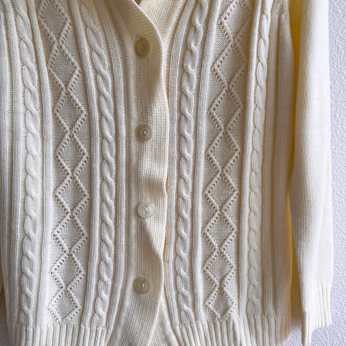 1990s Ivory Collared Button Down Cardigan (M/L)