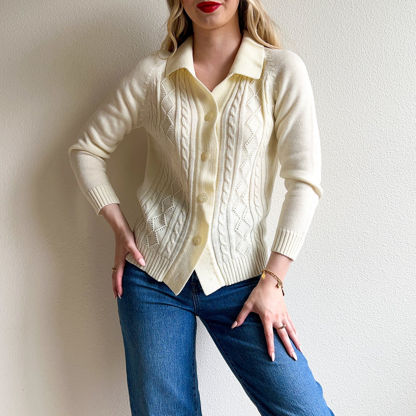 1990s Ivory Collared Button Down Cardigan (M/L)