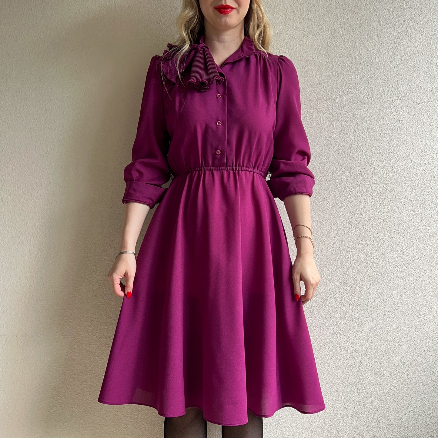 1990s Mulberry Dress With Pleated Bow Collar (XS/S)