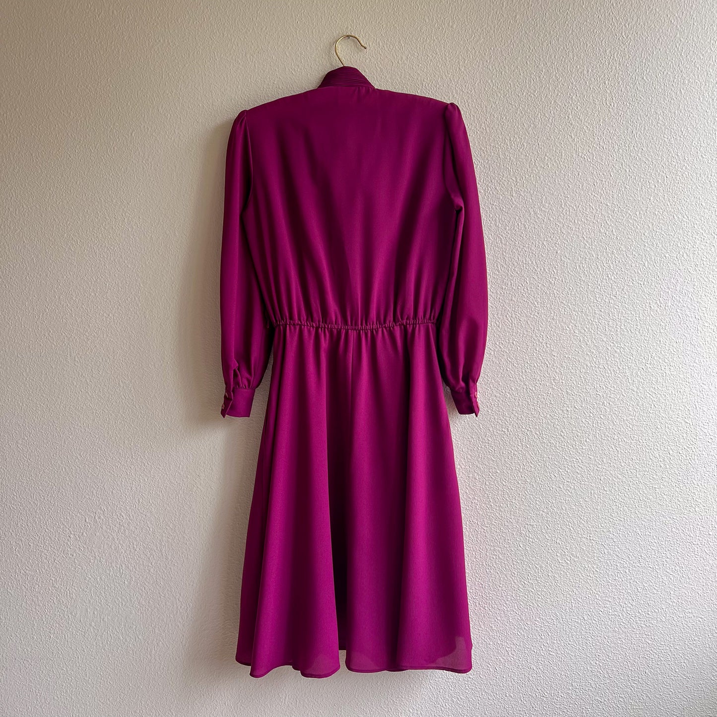 1990s Mulberry Dress With Pleated Bow Collar (XS/S)