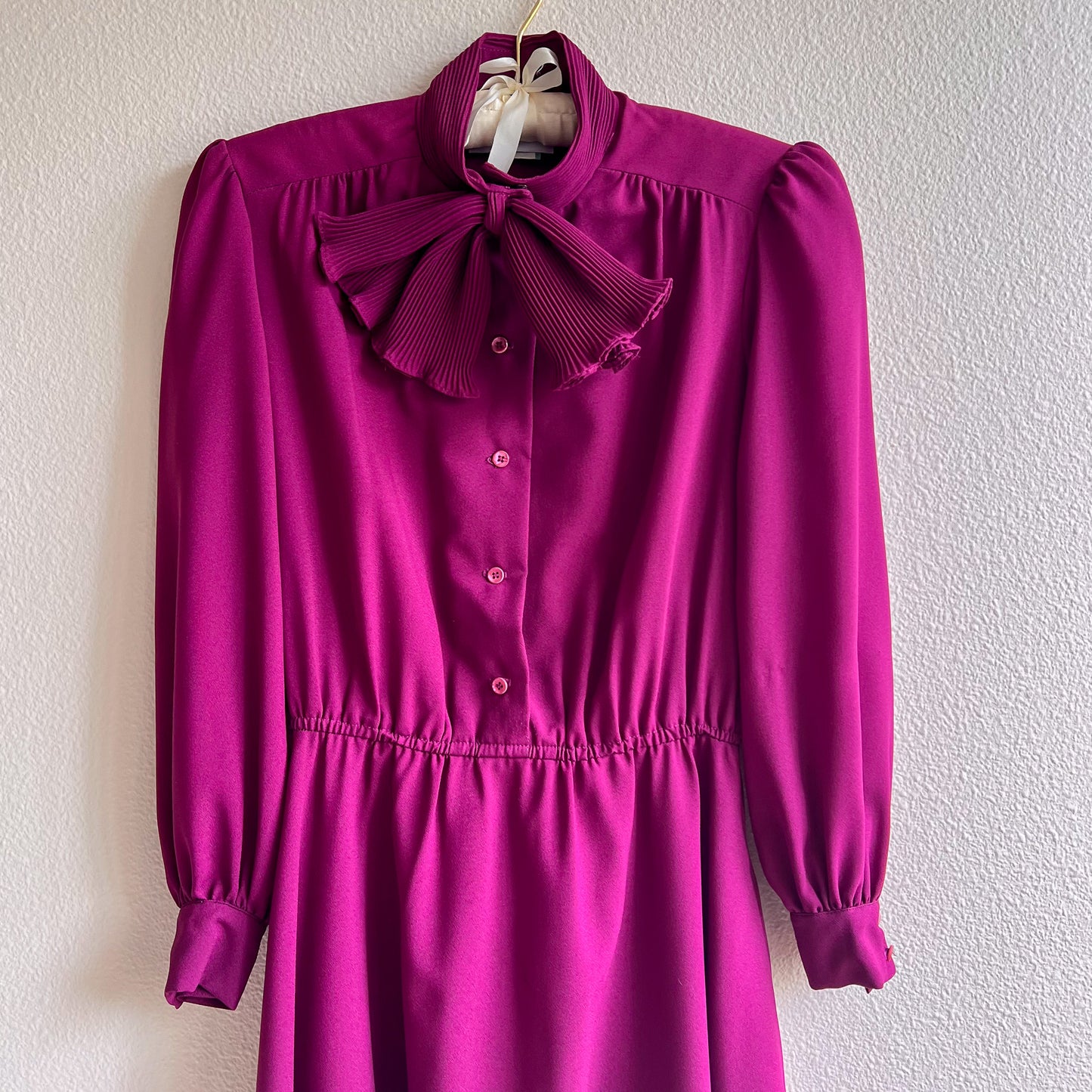1990s Mulberry Dress With Pleated Bow Collar (XS/S)