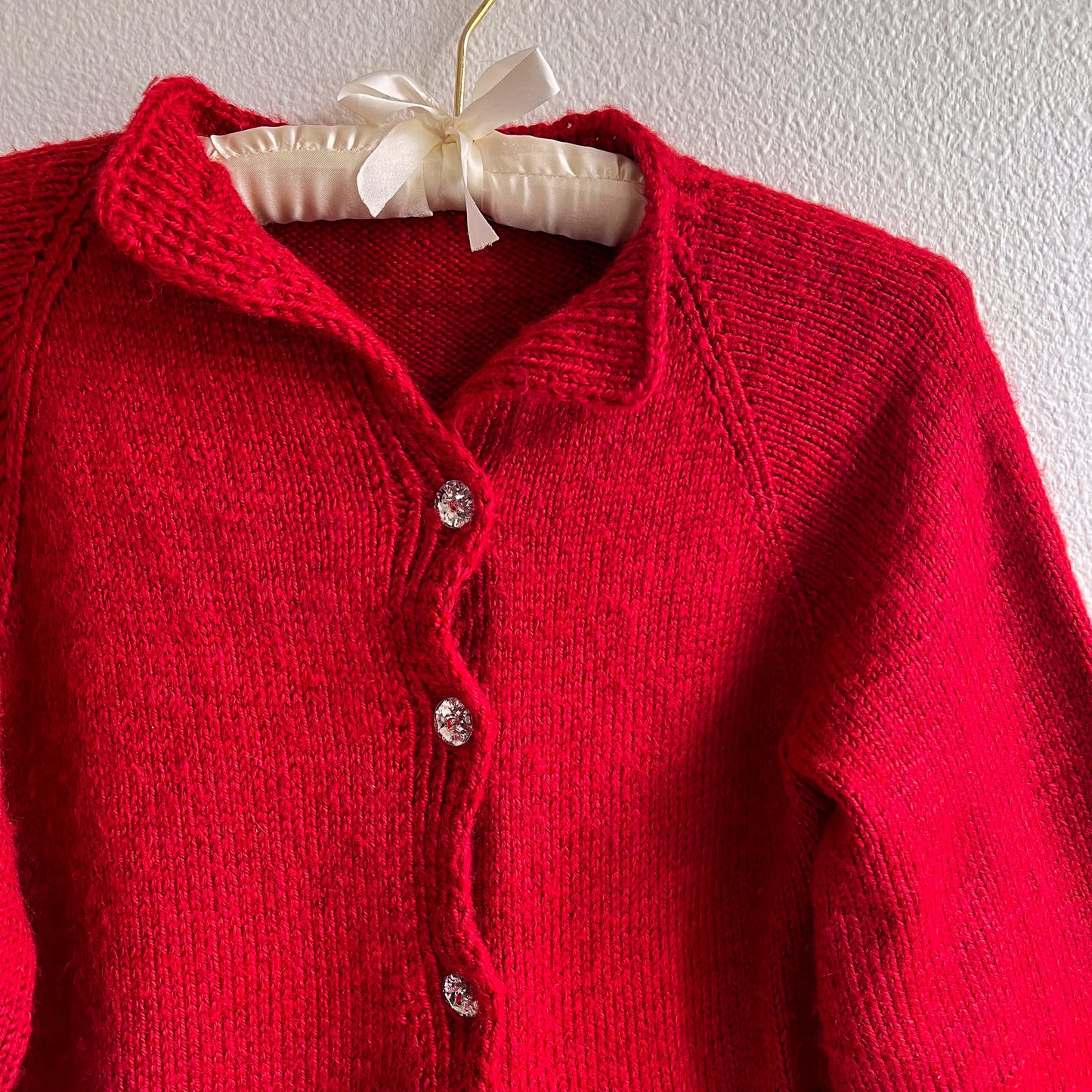 Cozy 1990s Red Cardigan With Rhinestone Buttons (M/L)
