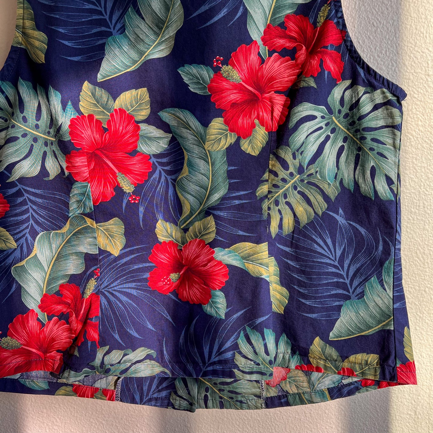 1990s Red Hibiscus Print Cotton Top (L/XL)