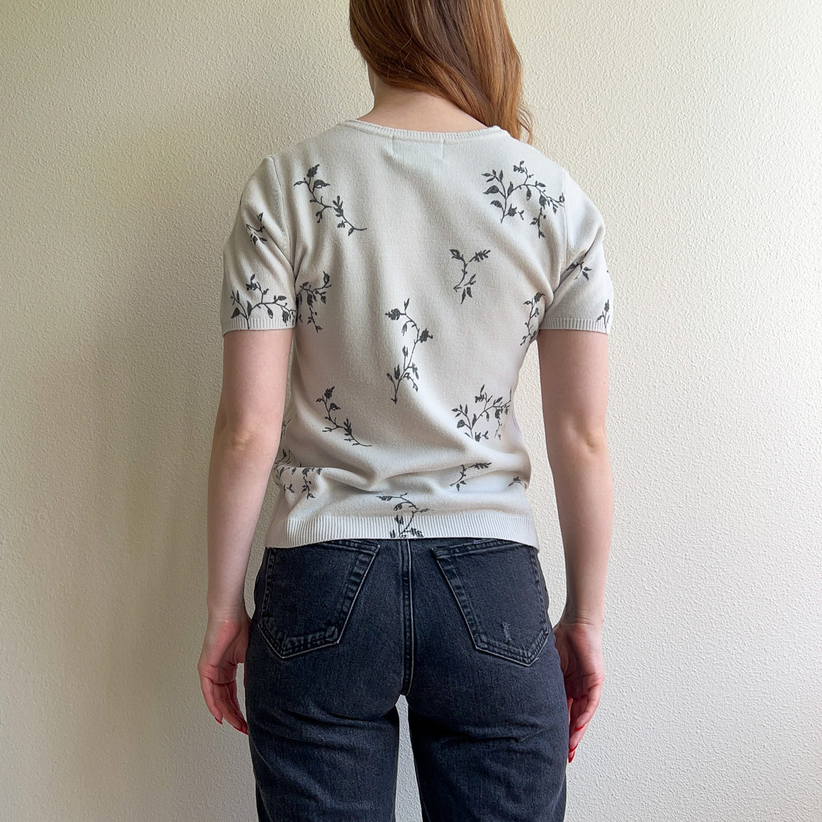 1990s White Short Sleeve Sweater With Gray Florals (S)