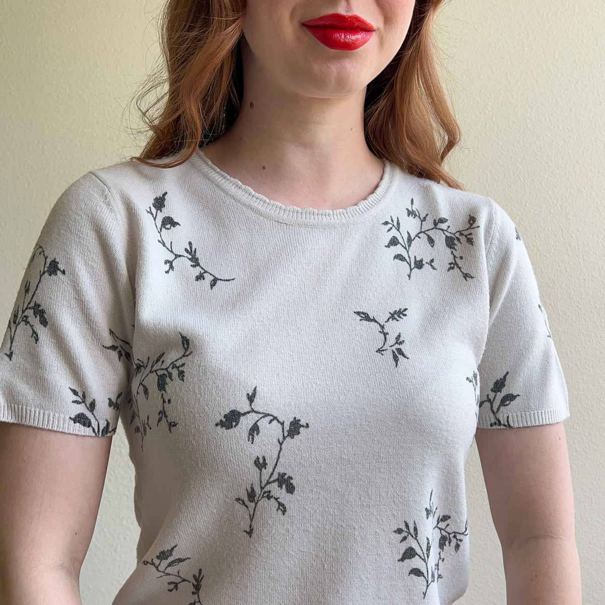 1990s White Short Sleeve Sweater With Gray Florals (S)
