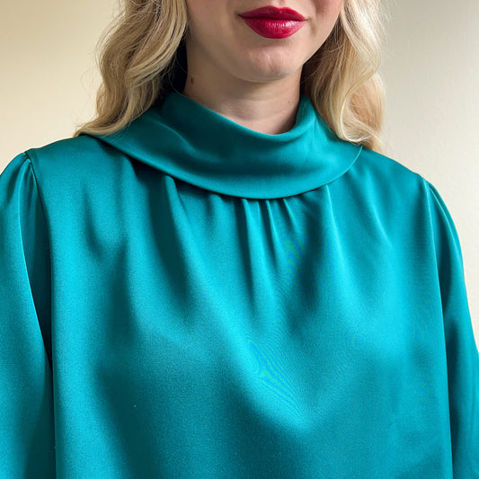 1990s Teal Blouse With Fold-Over Collar (L/XL)