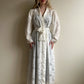 Romantic 1990s White Floral Pattern Robe (OSFM)