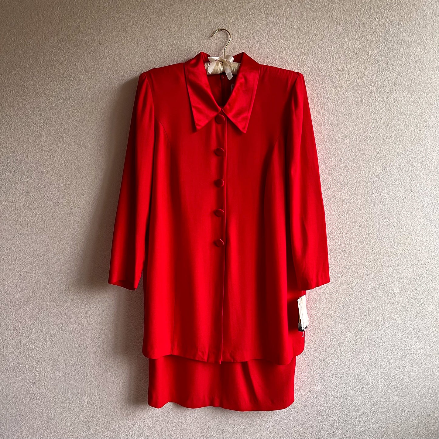 Deadstock 1980s Red Buttoned Collar Dress (L/XL)