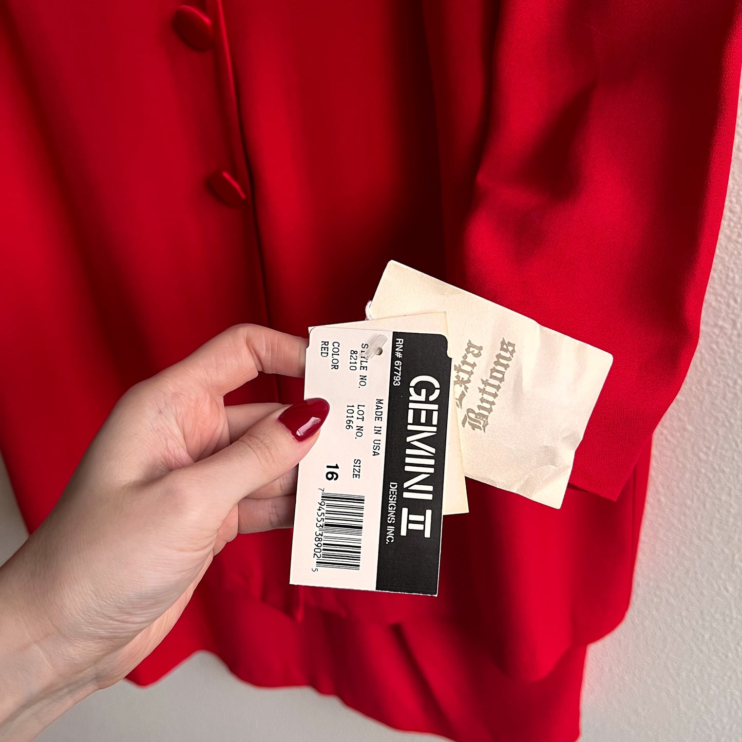 Deadstock 1980s Red Buttoned Collar Dress (L/XL)