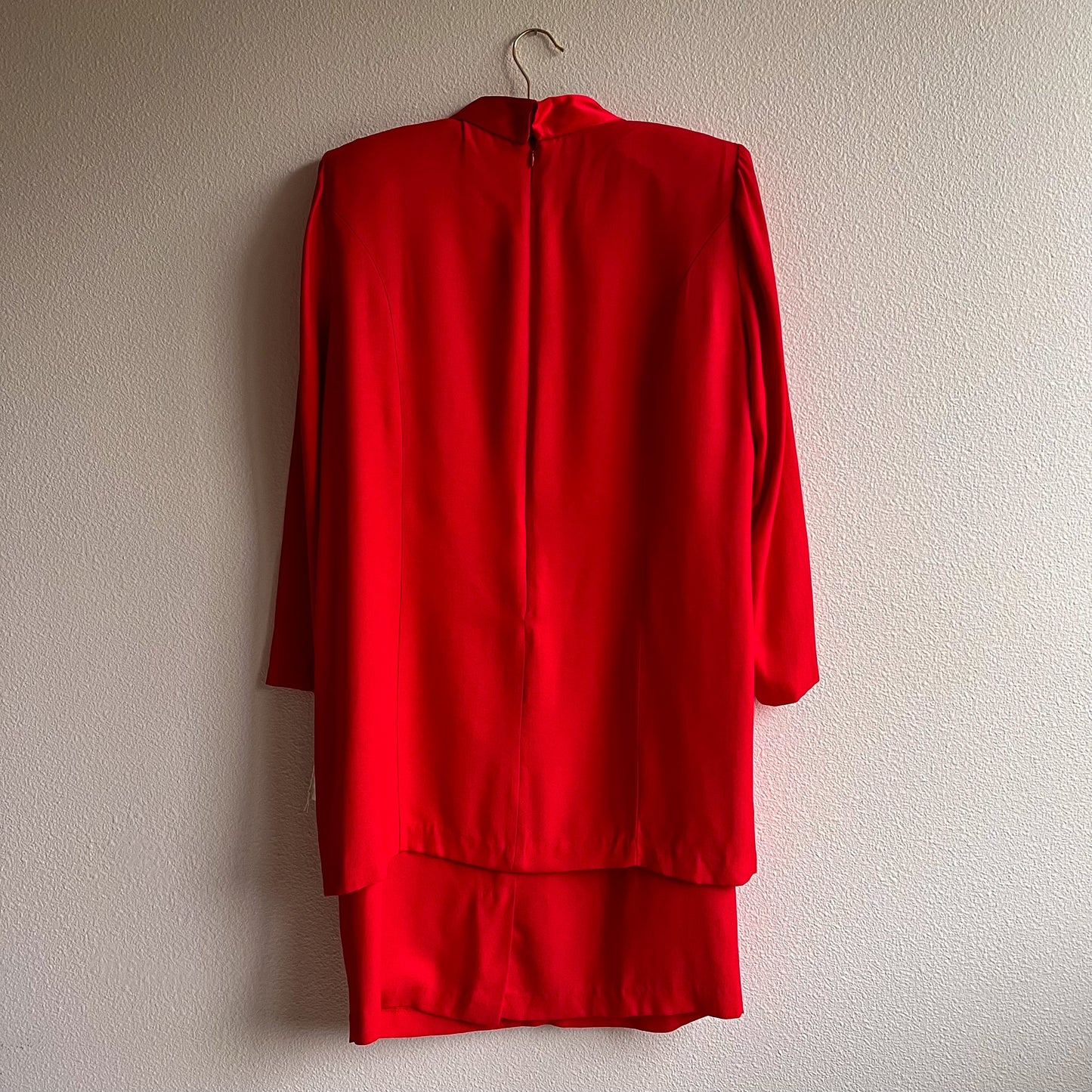Deadstock 1980s Red Buttoned Collar Dress (L/XL)