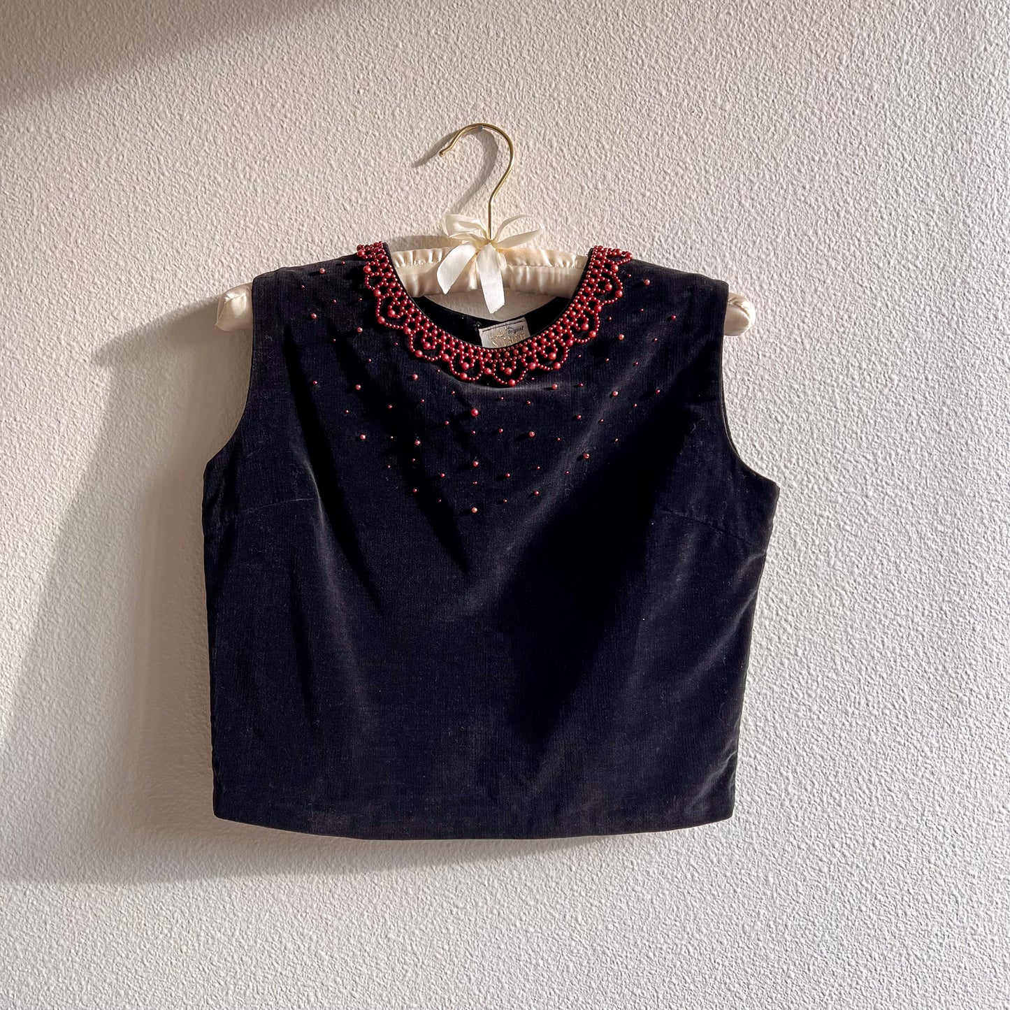 1950s Black Velvet Top With Beading (XS/S)