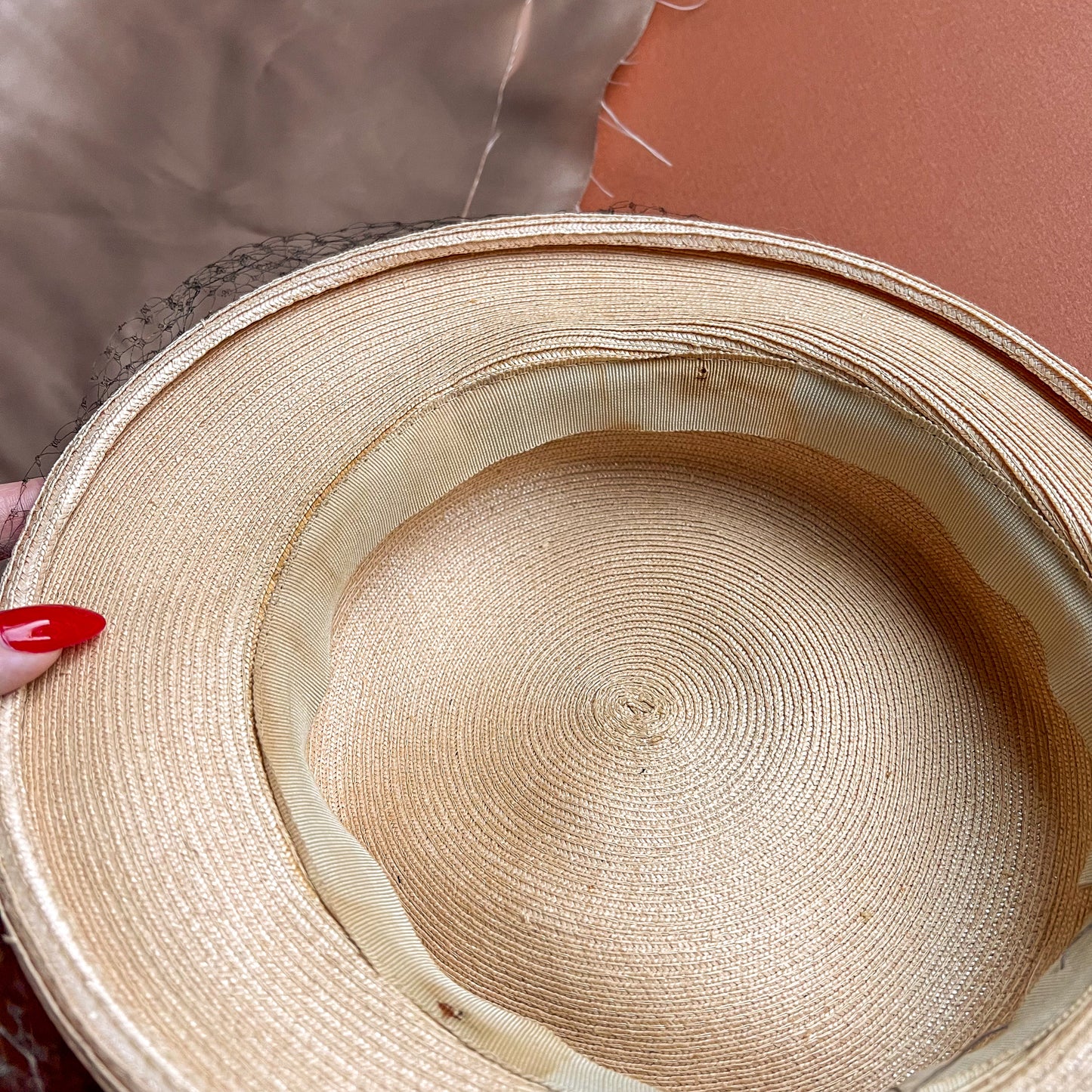 1940s Straw Hat With Brown Netting