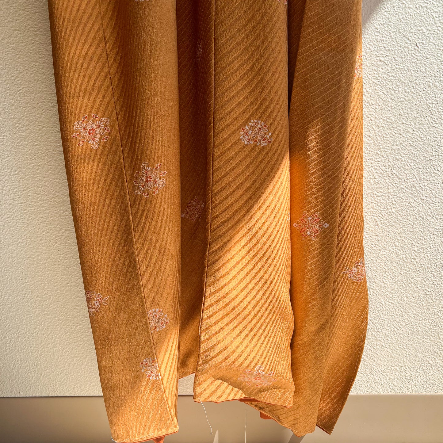 1960s Copper Silk Kimono With Abstract Flower Print (OSFM)