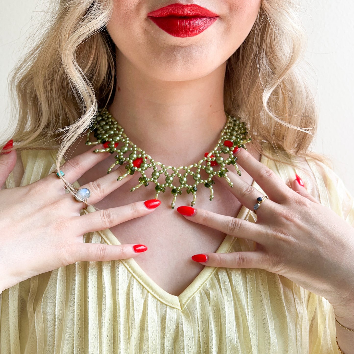 1960s Shades of Green Beaded Necklace