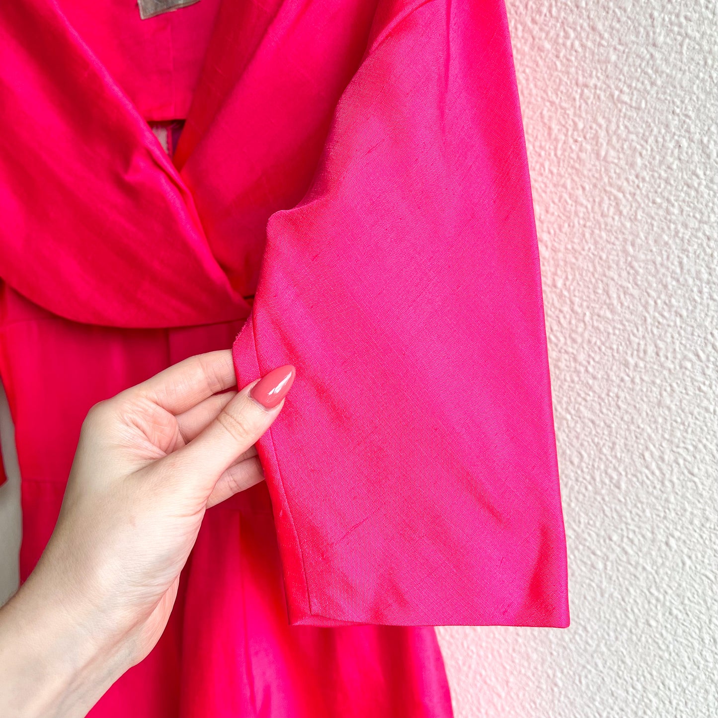 1960s Hot Pink Silk Dress With Shawl Collar (L/XL)