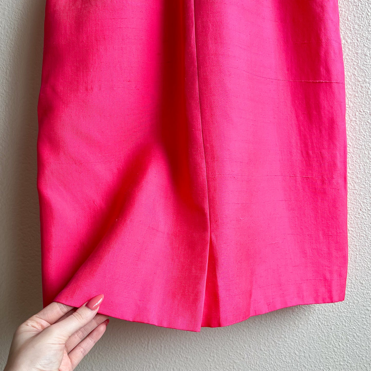 1960s Hot Pink Silk Dress With Shawl Collar (L/XL)