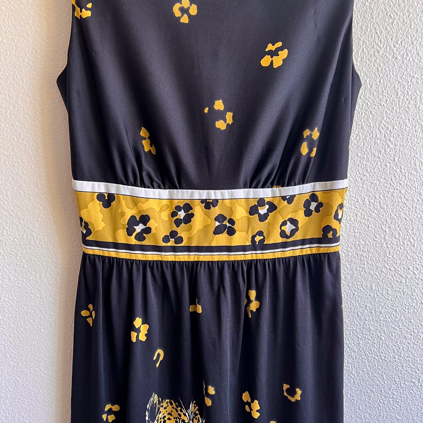 1970s Black and Yellow Cheetahs Pattern Maxi Dress (S/M)