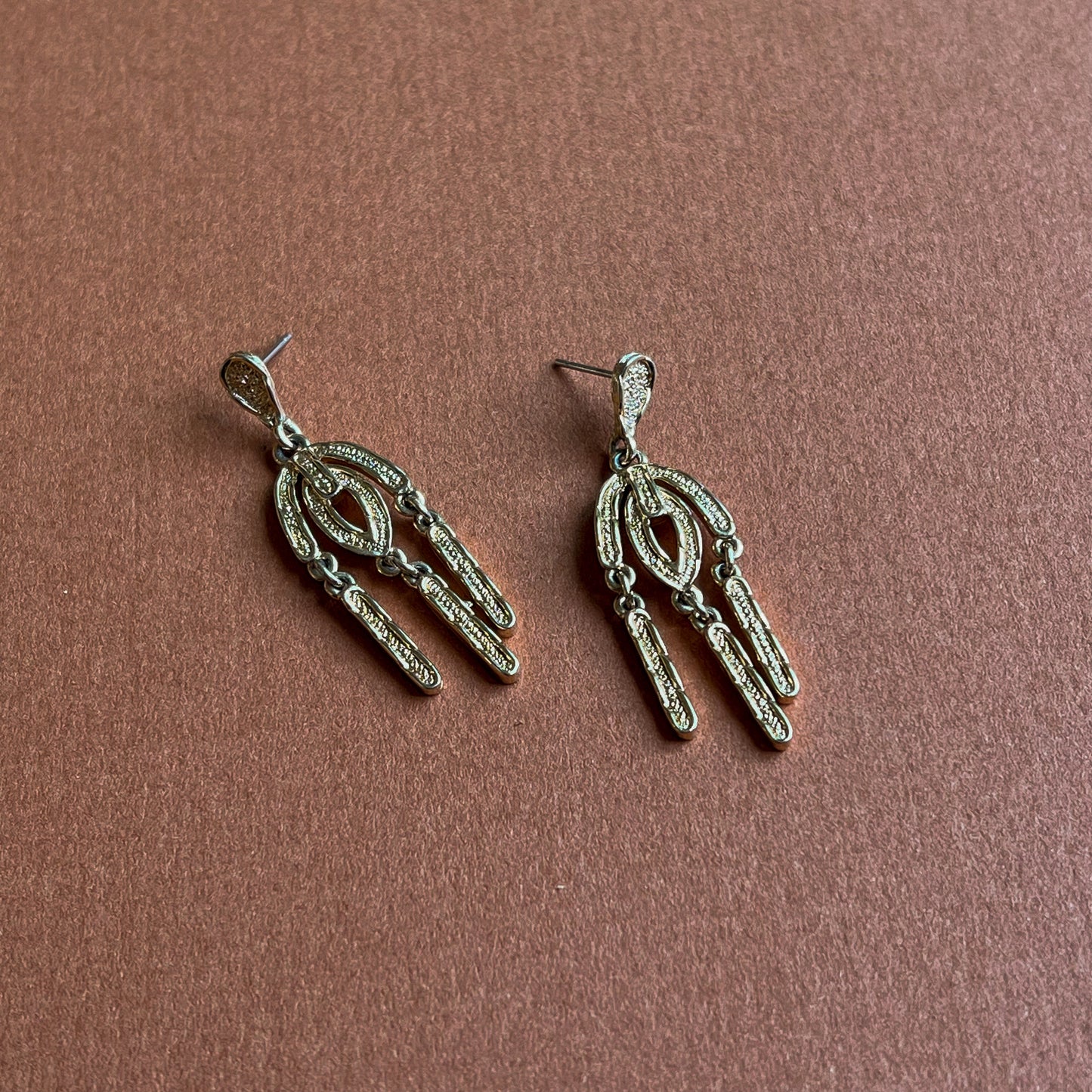 1980s Gold Minimalist Delicate Earrings