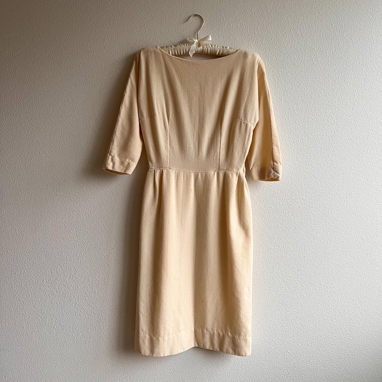 1950s Ivory Wool Sheath Dress (XS/S)