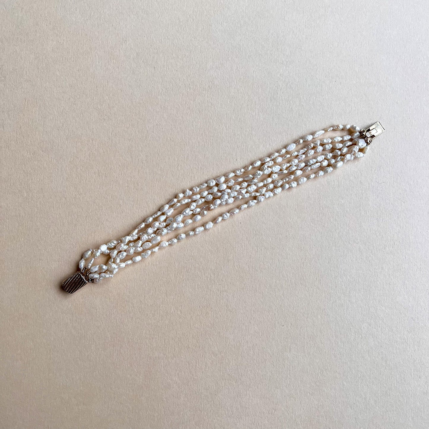 Delicate 1950s Rice Pearls Bracelet