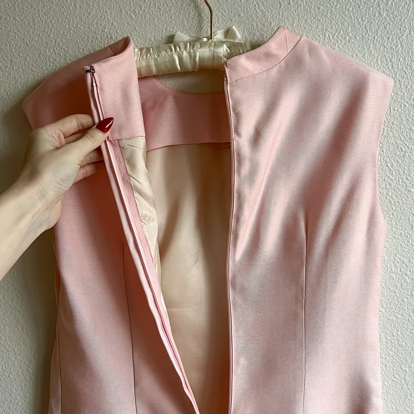 1960s Baby Pink Sheath Dress With Cropped Jacket (S/M)