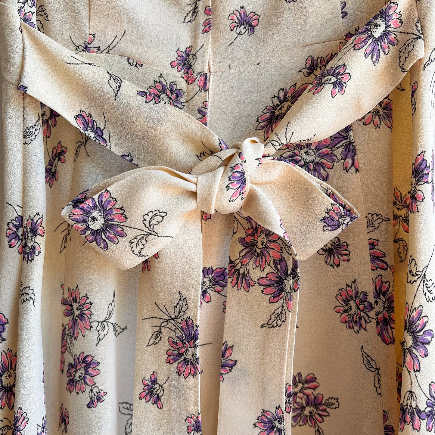 Darling 1970s Puff Sleeve Empire Waist Floral Midi Dress (XS)