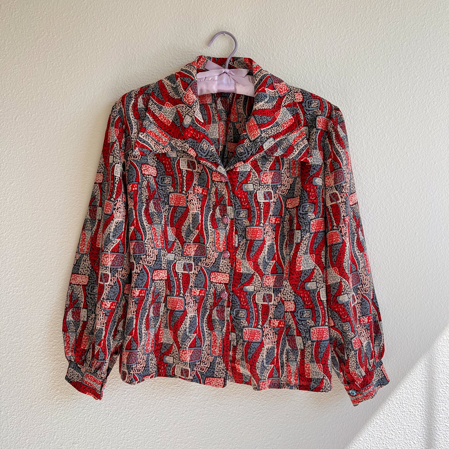 1970s Red Abstract Novelty Print Top (M/L)